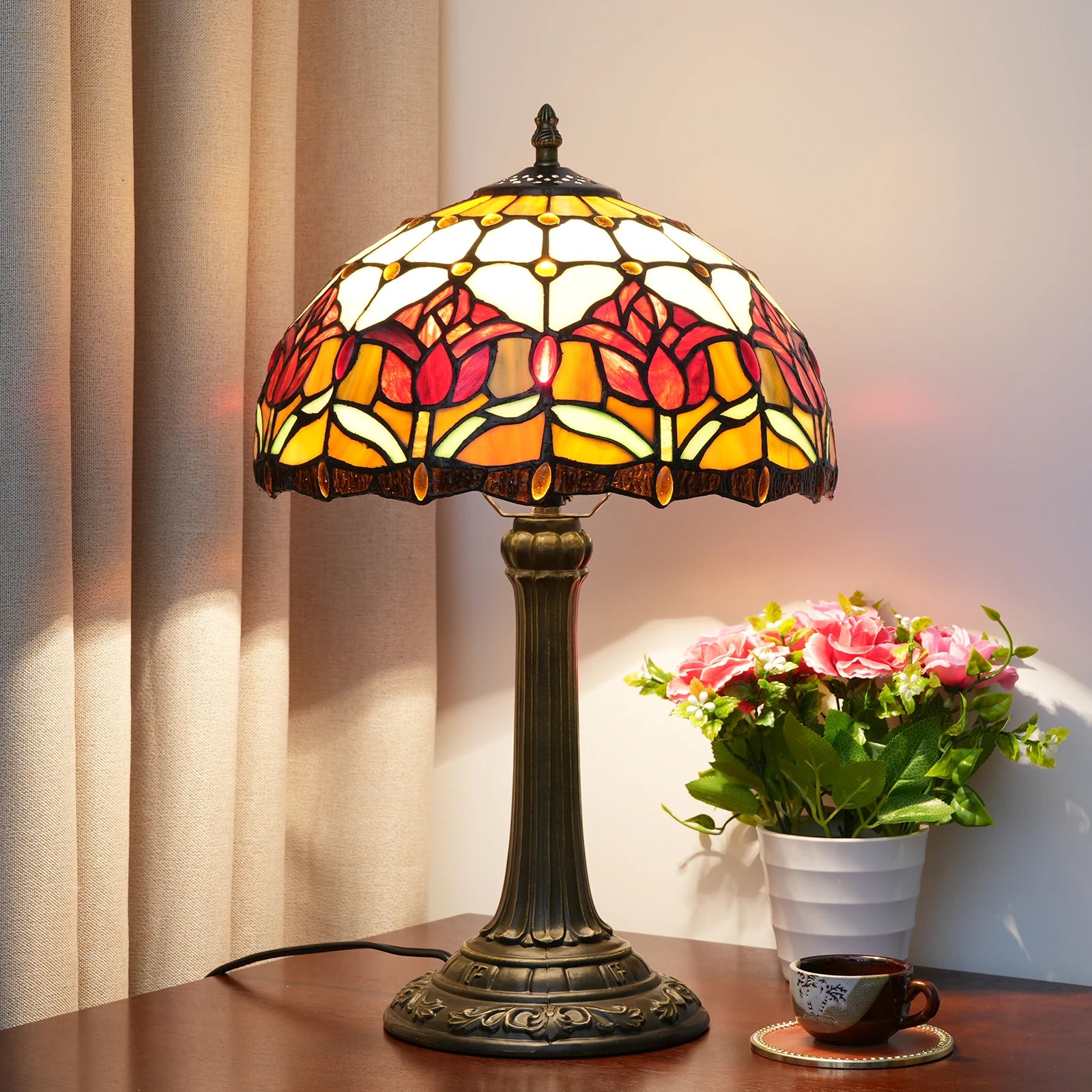 Red Roses Table Lamp 30cm